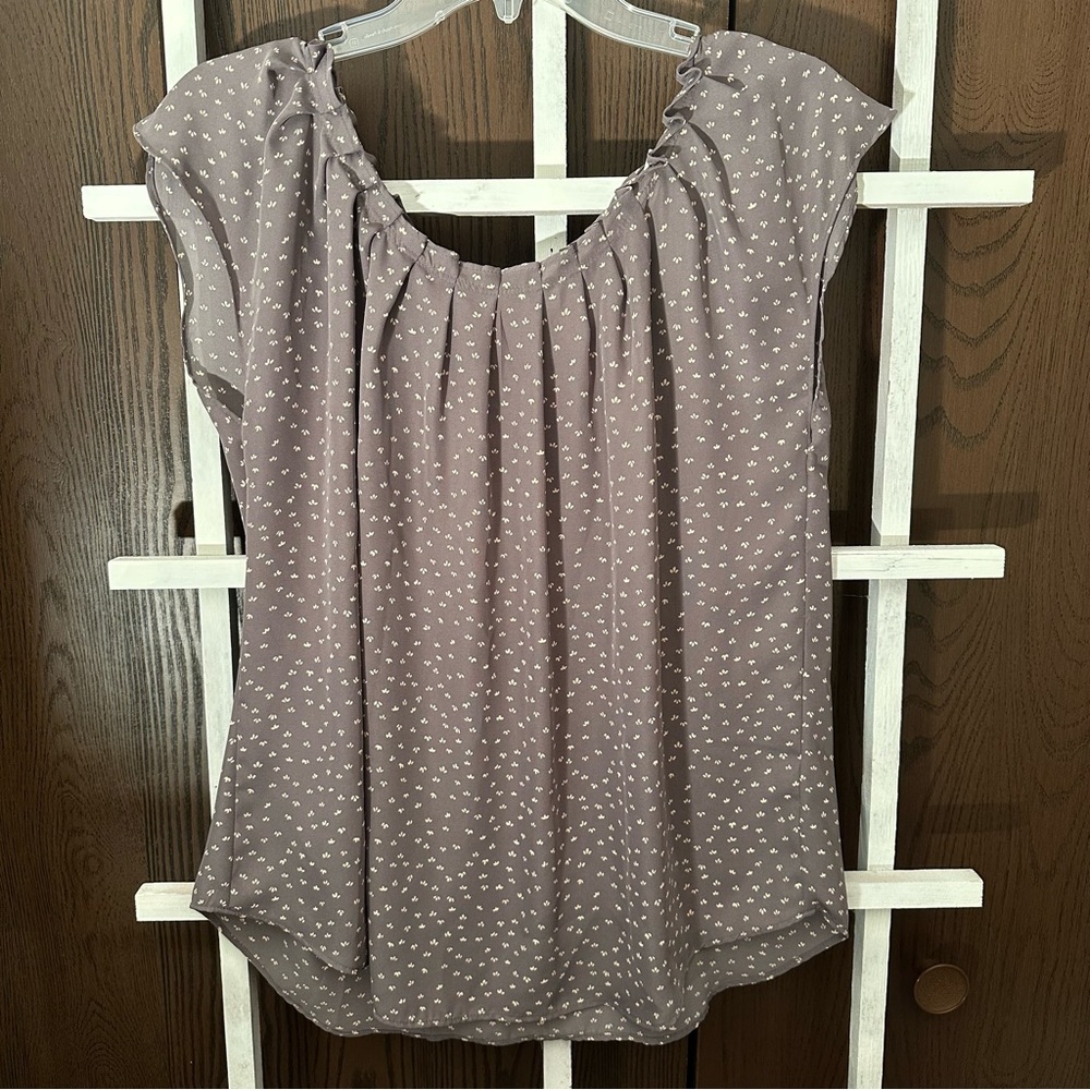 Light purple and white Lauren Conrad short sleeve blouse size large